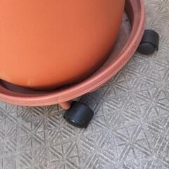 花盆.土と工具ありの画像