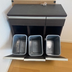 ニトリ　ゴミ箱収納の画像