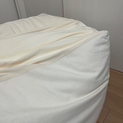 無印　ビーズクッション大　クリーム色の画像