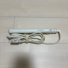 サロニア　ストレートアイロン