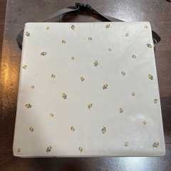 食事用イス 幼児 座布団の画像