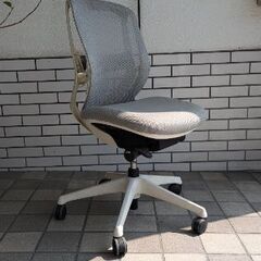 オカムラ 椅子 シルフィ