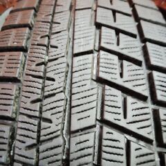 YOKOHAMA ice GUARD iG60 185/65R15 15インチ スタッドレス 4本 21年製 バリ溝 アリオン プレミオ ティーダ MAZDA2等　(KTG220)の画像
