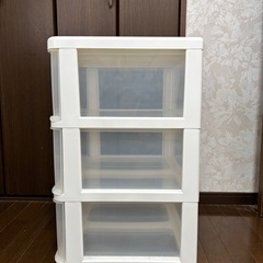 （取引中）まとめ売り🩷衣装ケース2セットの画像