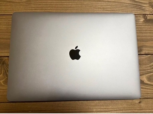 【美品】MacBook Pro/256GB