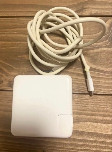【美品】MacBook Pro/256GB