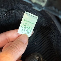 乗馬用ヘルメット、ムチ差し上げますの画像