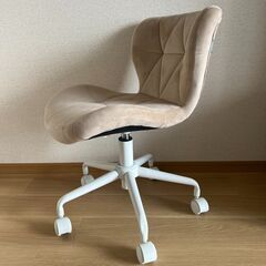 【未使用】ペールベージュ チェアの画像