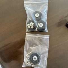 スーツケース タイヤ 交換セットの画像