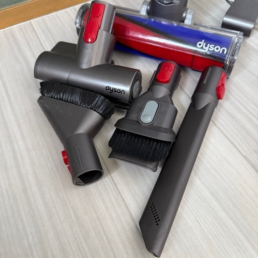 dyson  v7fluffy