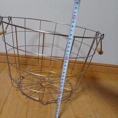 イケア　ランドリーバスケットの画像
