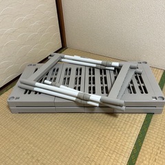 押入れ収納ラックの画像