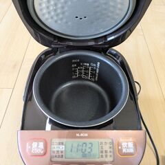 象印 ZOJIRUSHI 極め炊き マイコン炊飯ジャー 3合炊きの画像