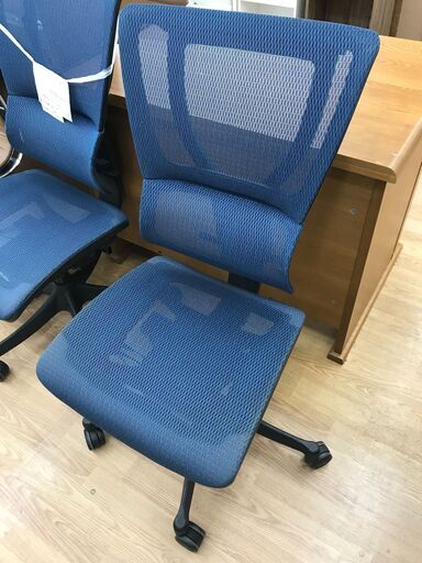 ★ジモティ割あり★ エルゴヒューマン オフィスチェア　肘掛無し  クリーニング済み KJ8961