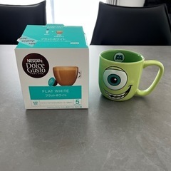 ドルチェグスト　フラットホワイト&ユニバ限定マグカップ