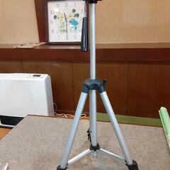カメラ三脚小型軽量タイプ
