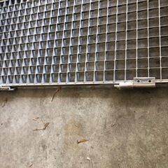 グレーチング　　網目の床板2枚まとめ売り　の画像