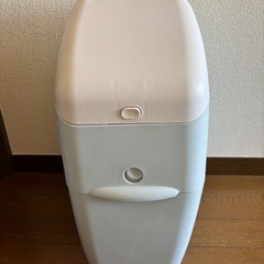 オムツ用ゴミ箱　お譲りします　