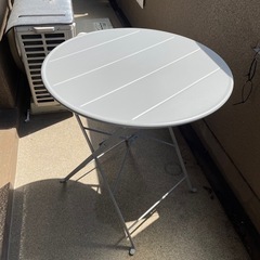 無料でお譲りします！IKEA屋外用テーブル