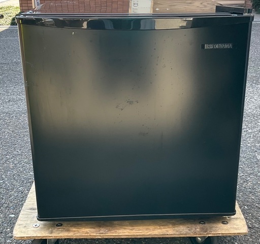 【RKGRE-466】特価！アイリスオーヤマ/1ドア冷蔵庫/45L/IRSD-5A-B/中古品/2022年製/当社より近隣無料配達！