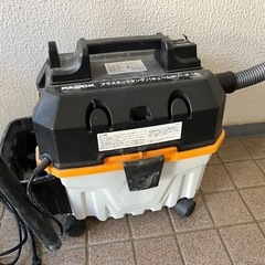 バキュームクリーナー　乾湿両用