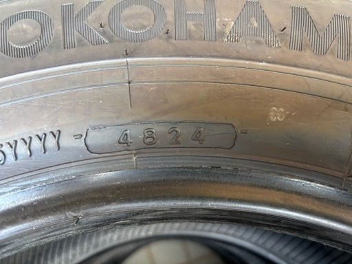 YOKOHAMA BluEarth Van 195/80R15 夏タイヤ