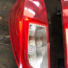 テールランプ　EKスペース　B11Aの画像