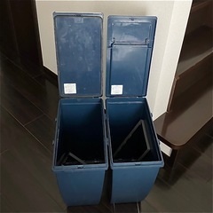 20Lスリムゴミ箱　2個セット　スタッキング　ネイビー　ダストボックス　フタ付き　キッチン　スリムコンテナの画像