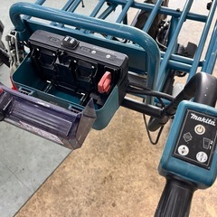 マキタ 充電式運搬車 運搬車 CU180D トップカー 農業 建設 現場 作業 【11034052】の画像