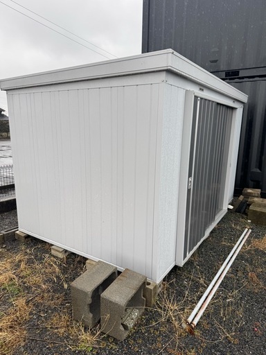 イナバ　物置き