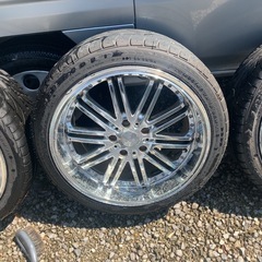 アルミホイール　タイヤ付き
の画像