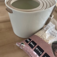 上から猫トイレプチサイズの画像