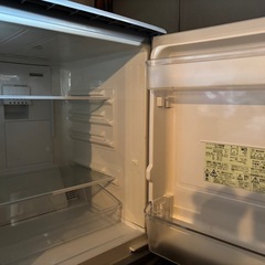 SHARP 冷蔵庫の画像