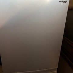 SHARP 冷蔵庫の画像