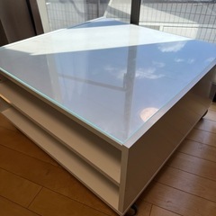 リビングテーブル　ロータイプの画像