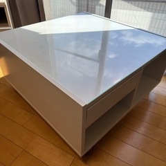 リビングテーブル　ロータイプ