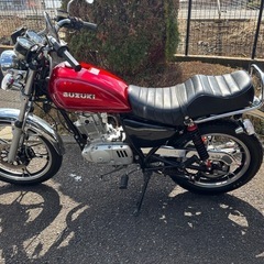 スズキ　GN125H カスタム　赤　旧車スタイル　　　吸い込みの画像