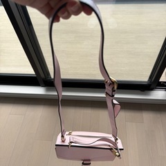 Coccinelle バッグ ピンクの画像