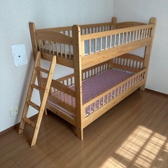 子供用　二段ベッド