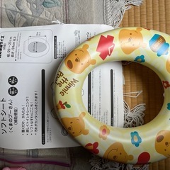 補助便座とピジョンボディソープ、シャンプー使用品の画像