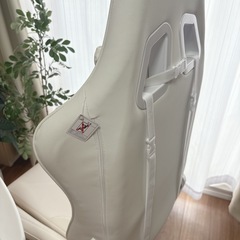 ニトリ ゲーミングチェア GM709 の画像