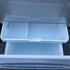 《売約済》【武蔵小山店】 東芝 TOSHIBA GR-R33S-S ３ドア冷蔵庫 VEGETA ベジータ Sシリーズ シルバー 330L 3ドア 右開きタイプ 自動製氷 自動製氷機能付き 2020年製 大型 大型冷蔵庫の画像