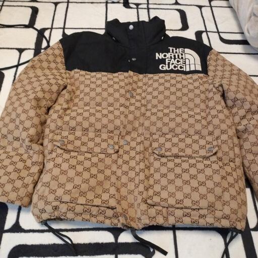 GUCCI ノースフェイスコラボダウン