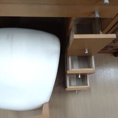 配送やってます‼️【D249】ドレッサー 大塚家具 椅子付きの画像