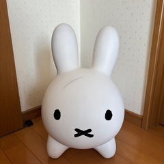 ブルーナボンボン　ホワイトの画像