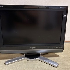 SHARP AQUOS　32型液晶カラーテレビ　LC-32SC1の画像
