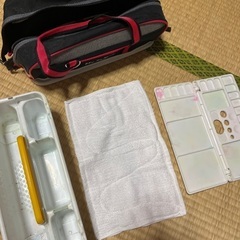 ★絵の具道具セット　バック　筆洗い　パレット　手作り雑巾　使用感あり★