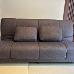 ソファーベッド（綺麗です）