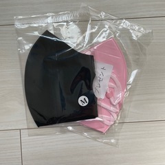 マスク　新品　ピンクと黒　2枚　布マスクの画像