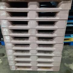 中古プラスチックパレット‼️     10枚セット価格！